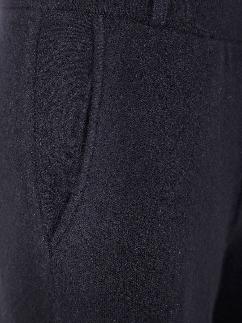 Guest In Residence Women Tailroed Cashmere Trouser